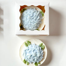 Load image into Gallery viewer, Hydrangea Artisanal Soap (Gift Box)

