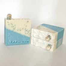 Load image into Gallery viewer, Frosty Goat Milk Soap
